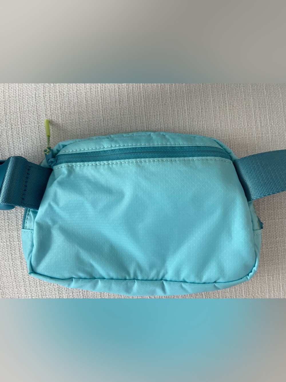 Lululemon Belt Bag - Picture 3 of 6